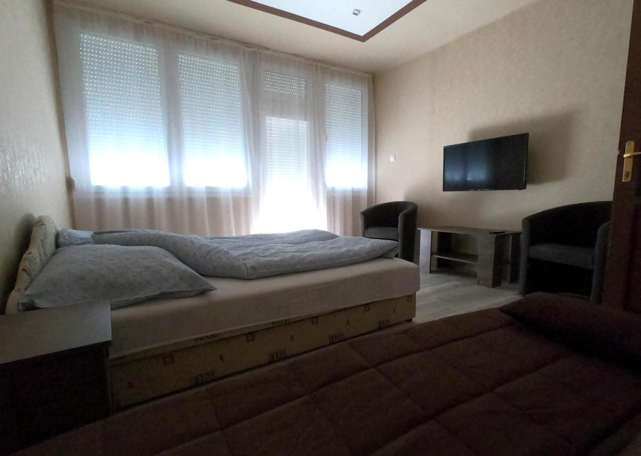 Dami Apartman Hajdúszoboszló Esterno foto