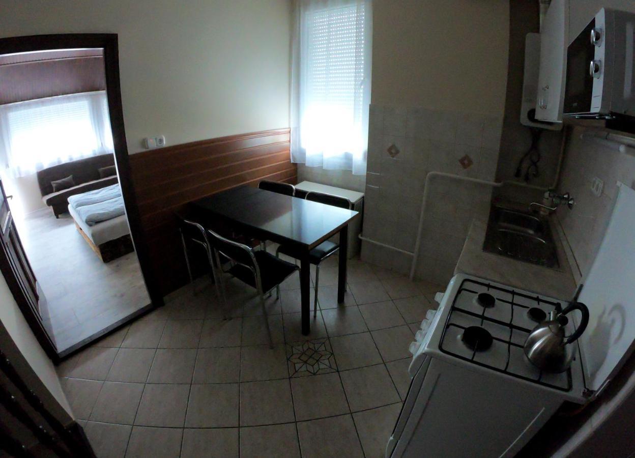 Dami Apartman Hajdúszoboszló Esterno foto